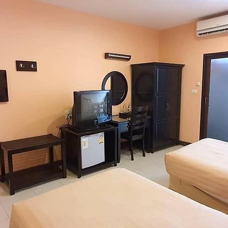 The Victory Hotel Ban Muang Daeng Esterno foto
