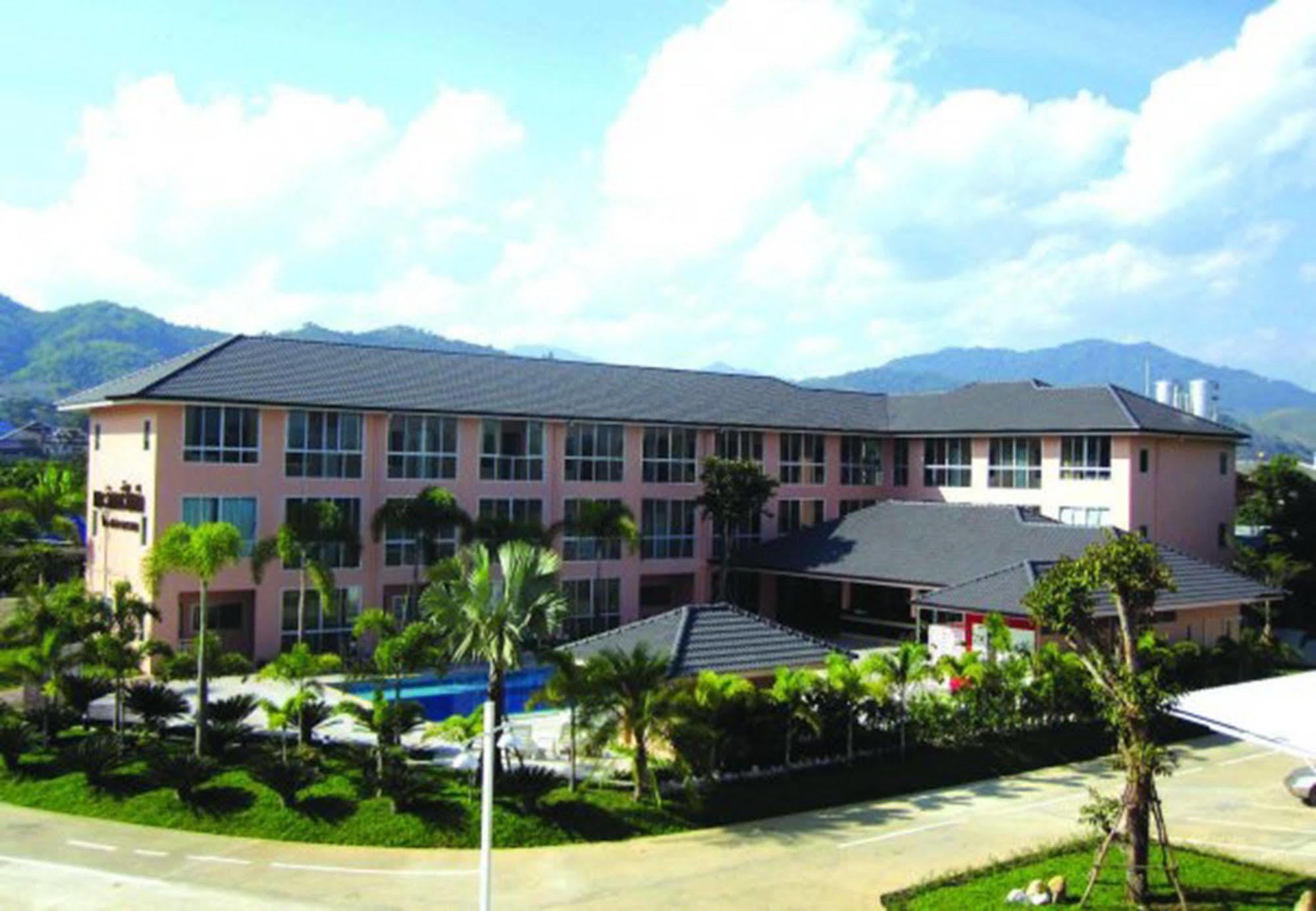 The Victory Hotel Ban Muang Daeng Esterno foto