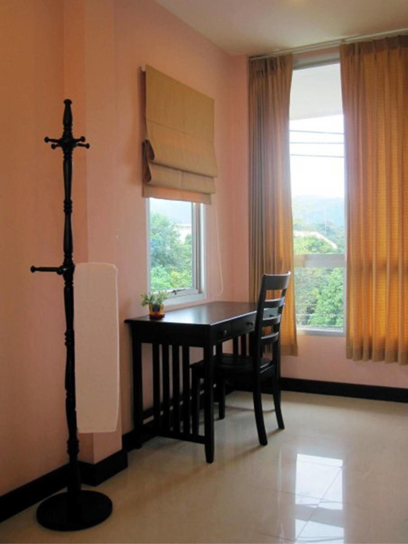 The Victory Hotel Ban Muang Daeng Esterno foto